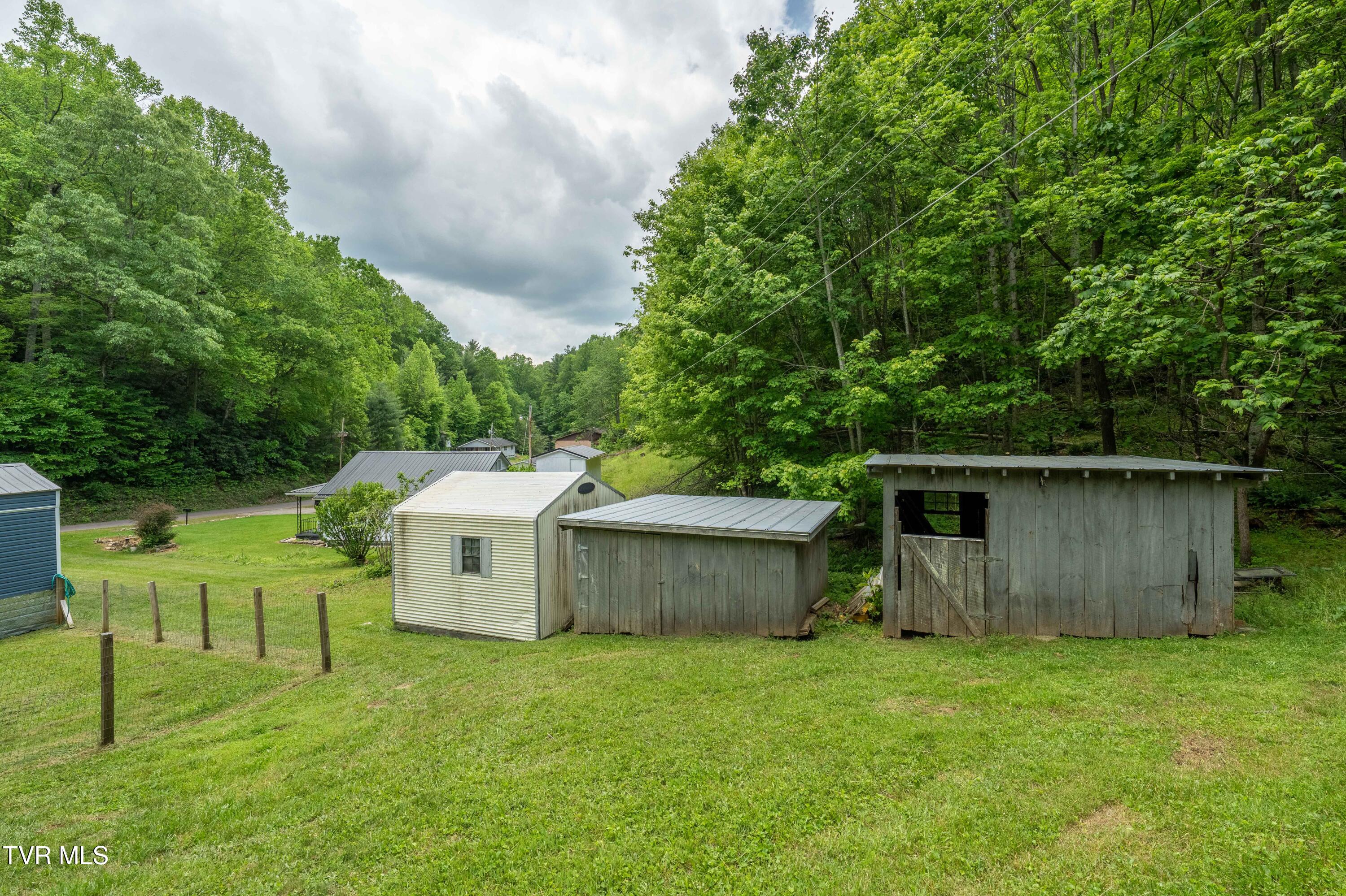 481 Fox Hollow Hollow, Mountain City, Tennessee image 24