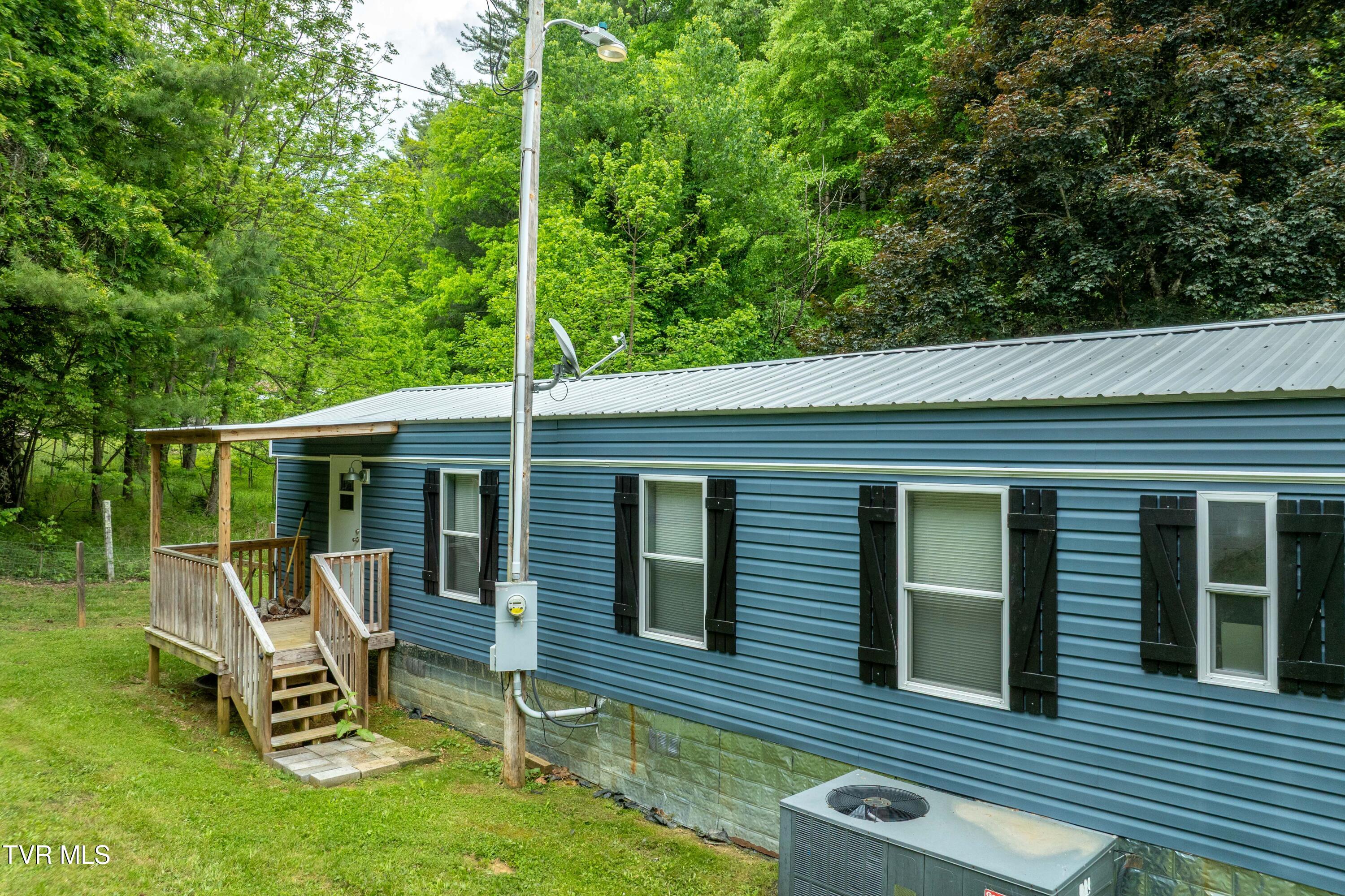 481 Fox Hollow Hollow, Mountain City, Tennessee image 7