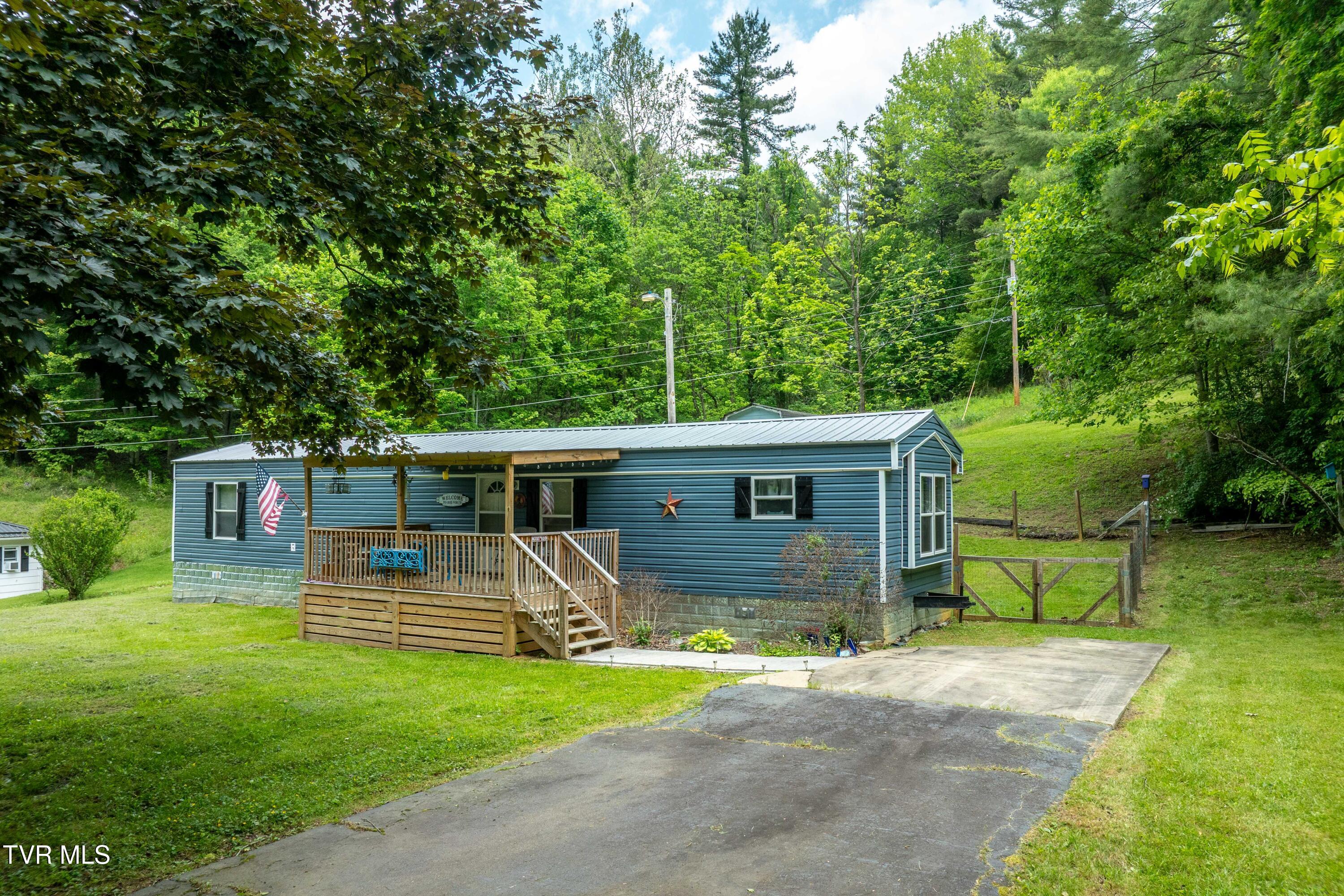 481 Fox Hollow Hollow, Mountain City, Tennessee image 4