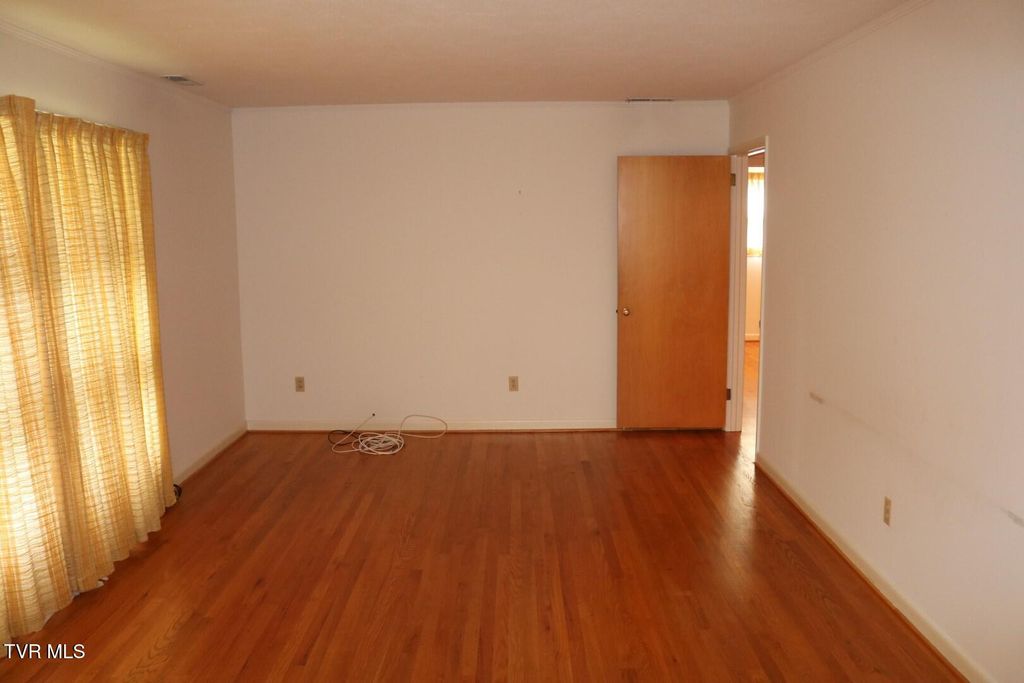 Photo of 108 Mayor Avenue, Greeneville, TN 37745 (MLS # 9995978)