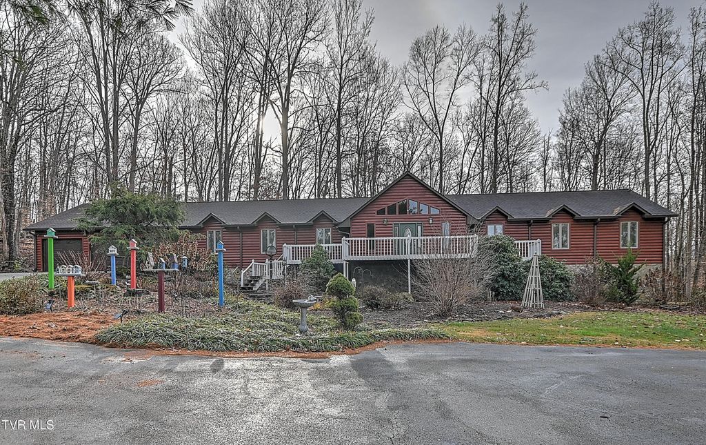 Photo of 311 Big Springs Road, Elizabethton, TN 37643 (MLS # 9989173)