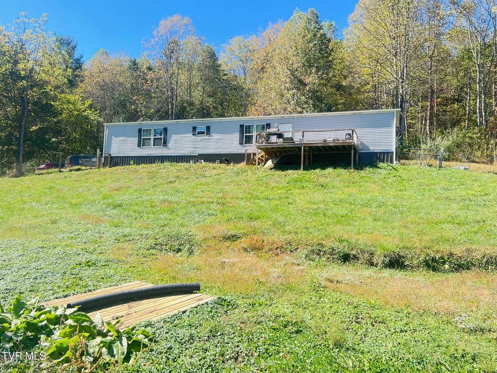 Photo of 192 Morey Hyder Road, Johnson City, TN 37601 (MLS # 9987088)