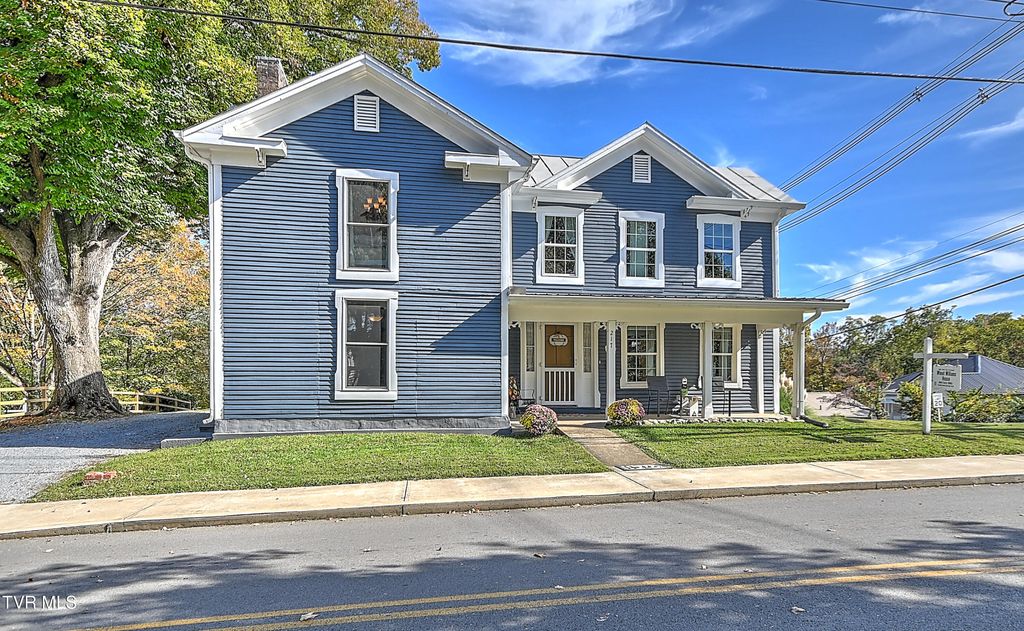 Photo of 217 Irish Street, Greeneville, TN 37743 (MLS # 9987247)