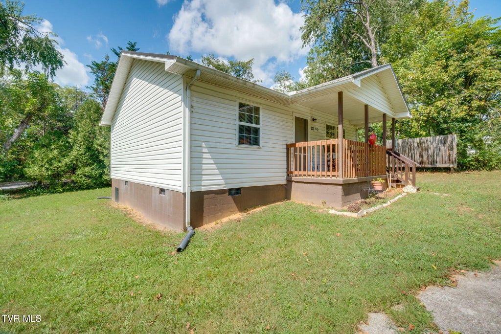 Photo of 22312 Spring Street, Jonesborough, TN 37659 (MLS # 10000932)