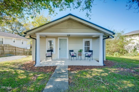 Photo of 1210 Kentucky Avenue, Bristol, TN 37620 (MLS # 10002469)