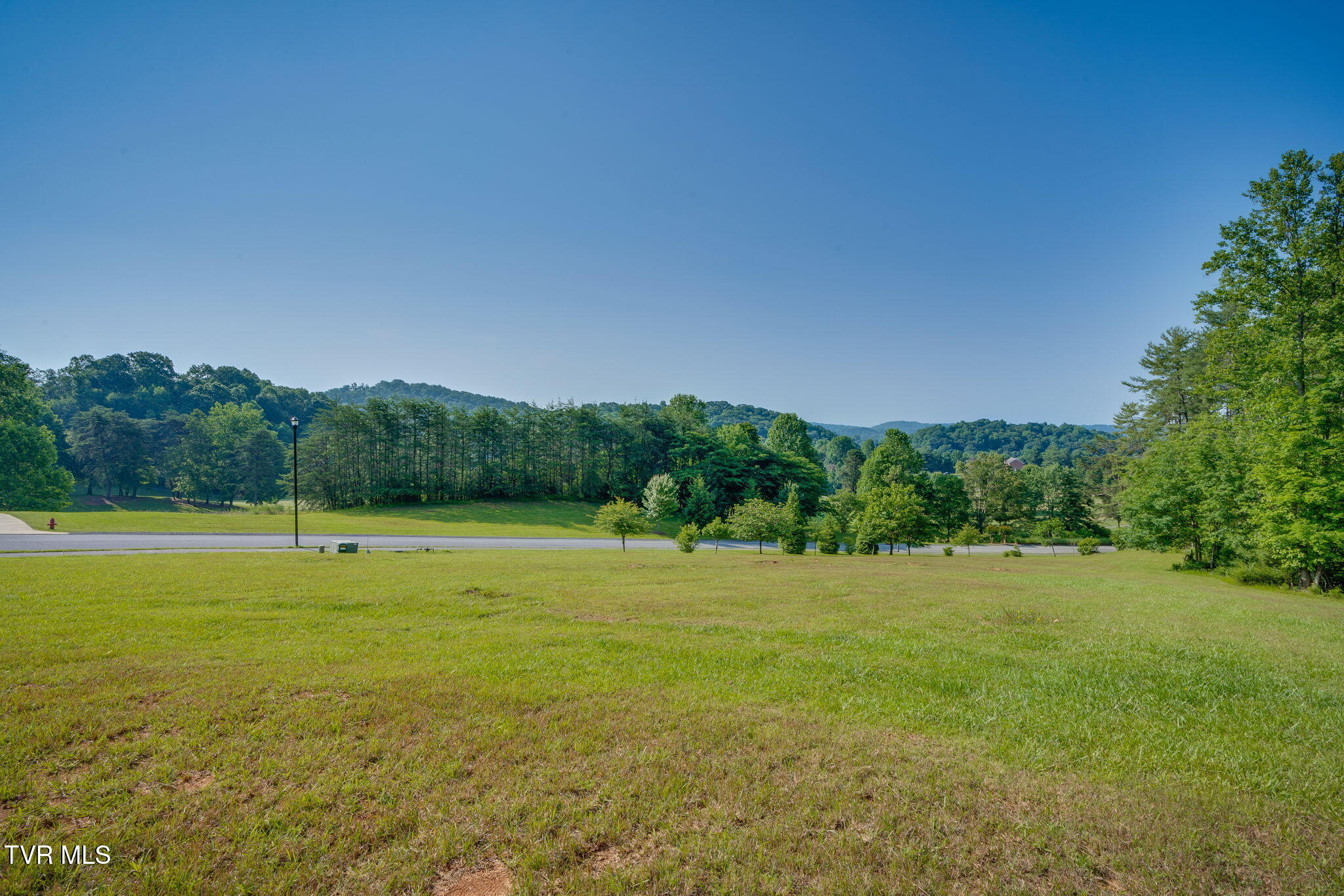 309 Golf Ridge Drive, Kingsport, Tennessee image 4
