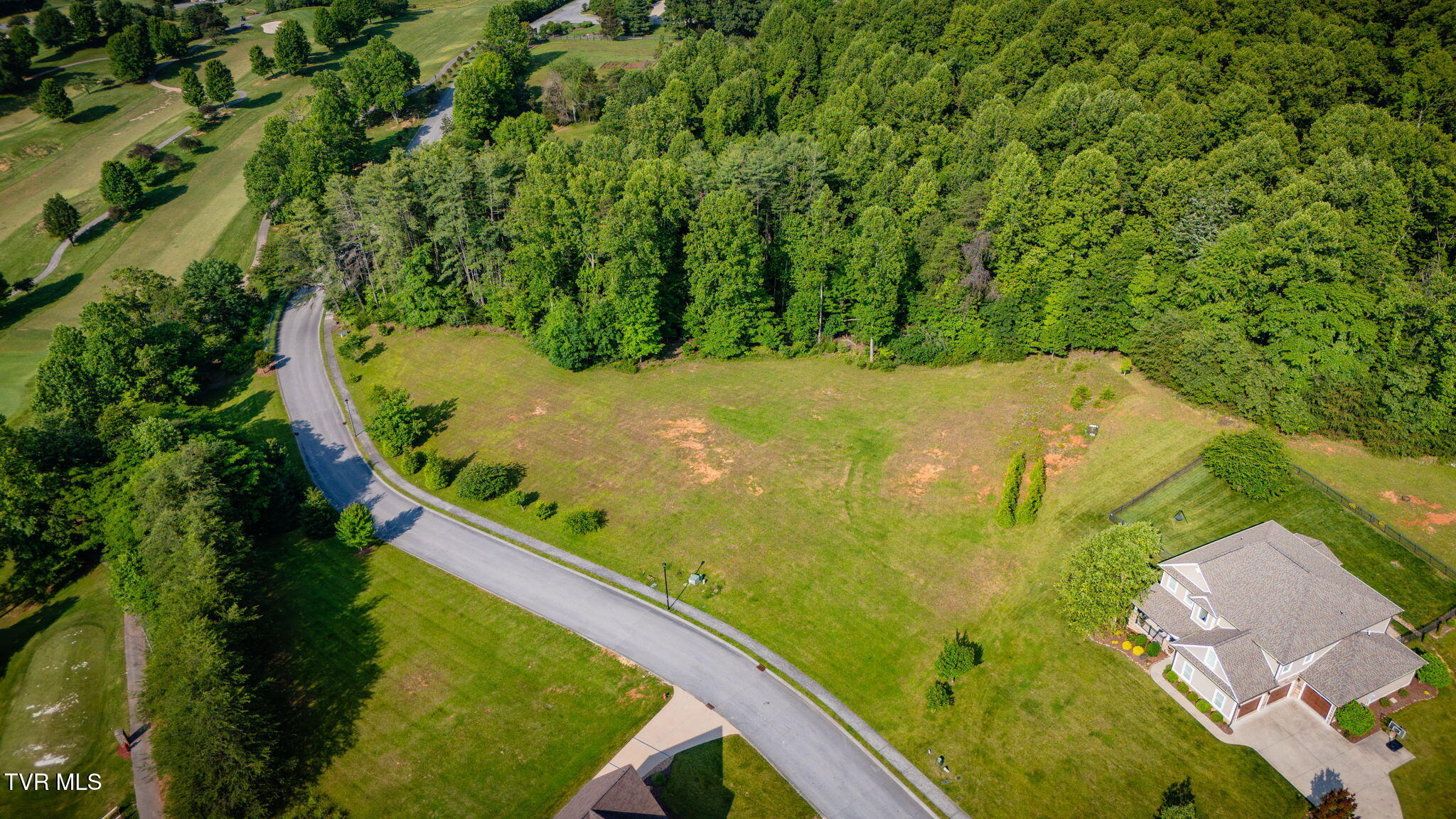 309 Golf Ridge Drive, Kingsport, Tennessee image 10