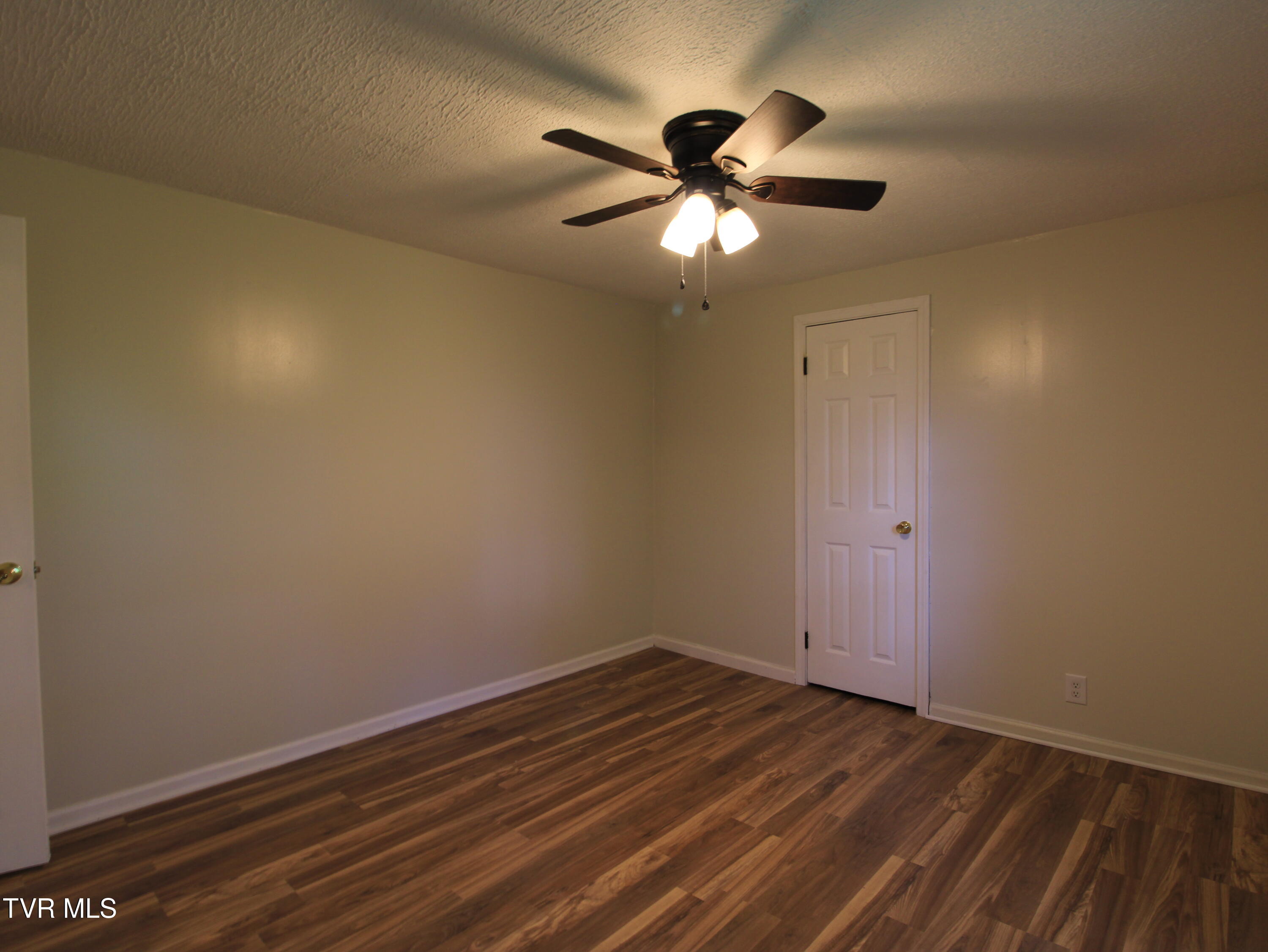321 Chilhowie Avenue, Johnson City, Tennessee image 20