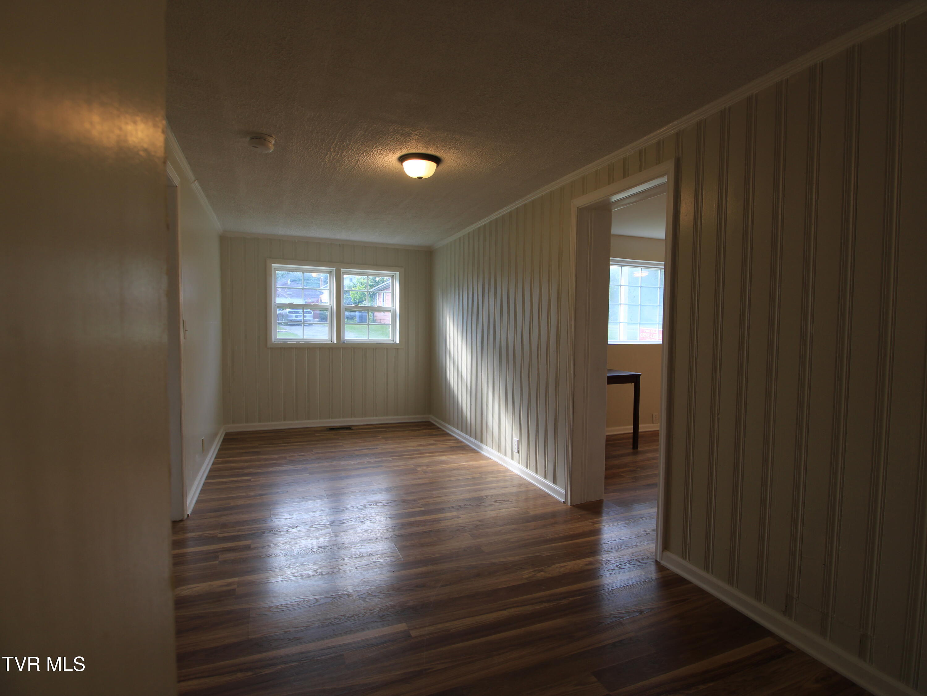 321 Chilhowie Avenue, Johnson City, Tennessee image 24