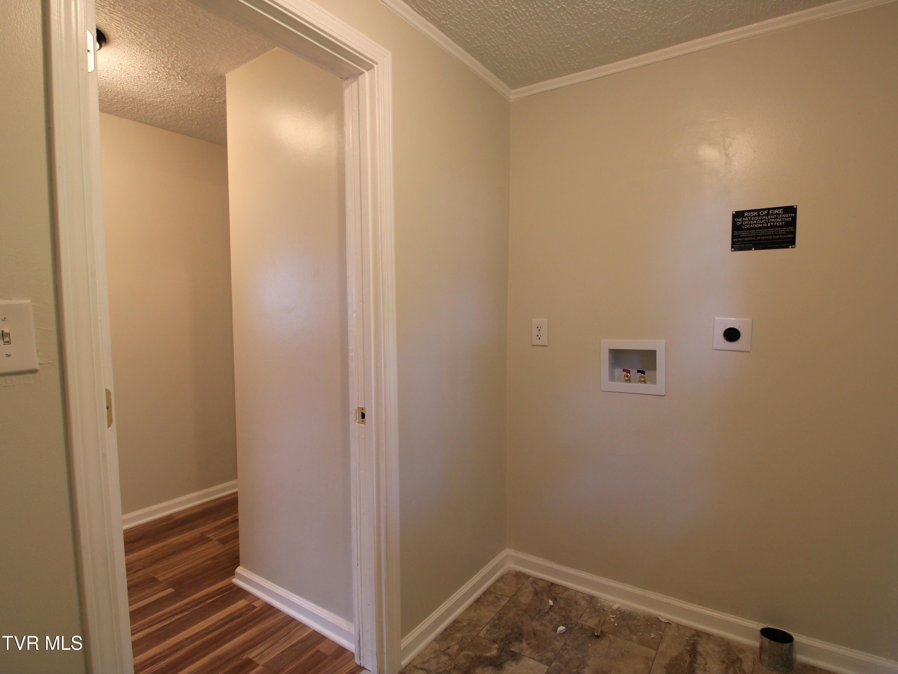 321 Chilhowie Avenue, Johnson City, Tennessee image 11