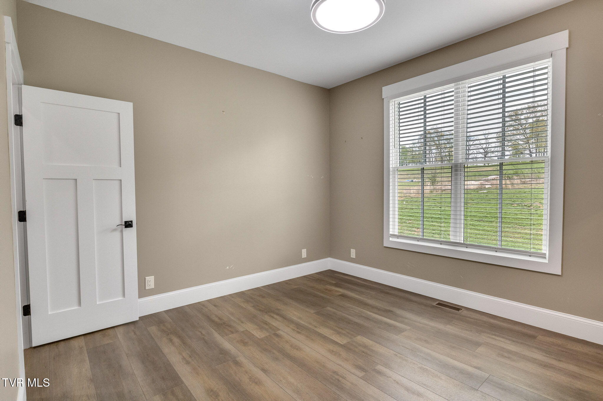 14737 Washington Way, Bristol, Virginia image 41