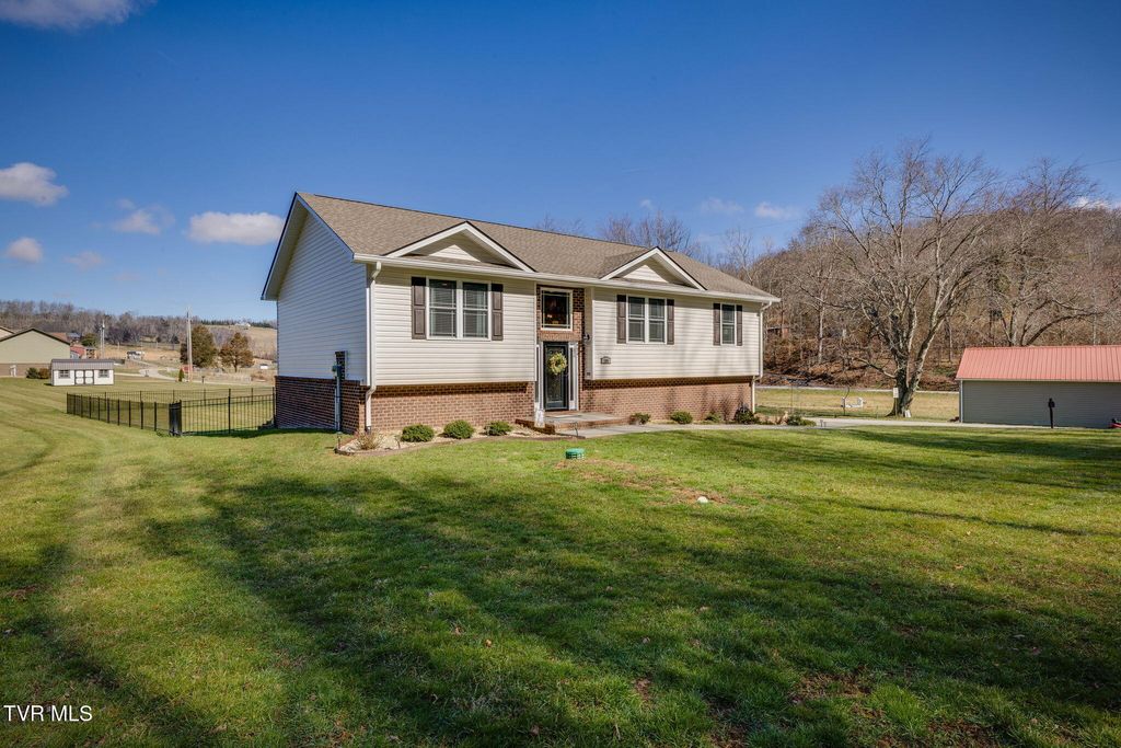 Photo of 105 Rogers Drive, Telford, TN 37690 (MLS # 9991924)