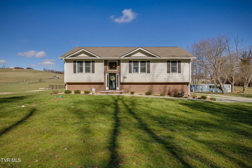Photo of 105 Rogers Drive, Telford, TN 37690 (MLS # 9991924)
