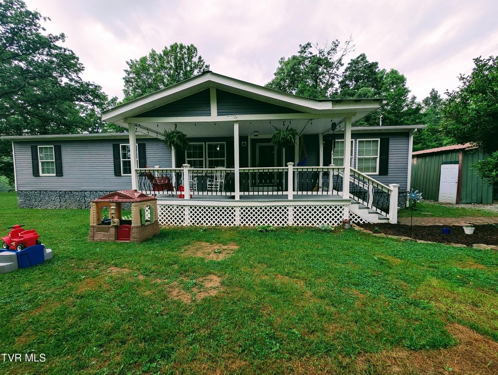 Photo of 1212 Crooked Branch, Haysi, VA 24256 (MLS # 9995896)