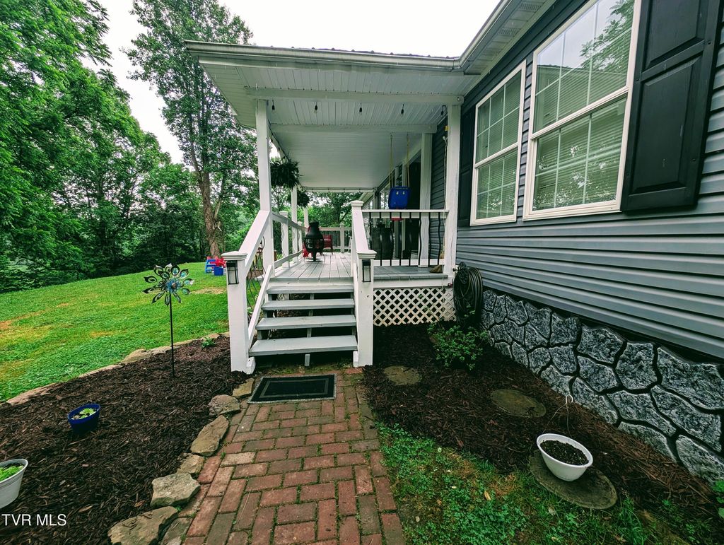Photo of 1212 Crooked Branch, Haysi, VA 24256 (MLS # 9995896)