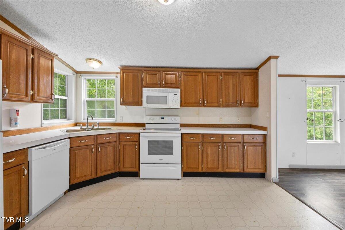 6159 Highway 19e, Hampton, Tennessee image 23