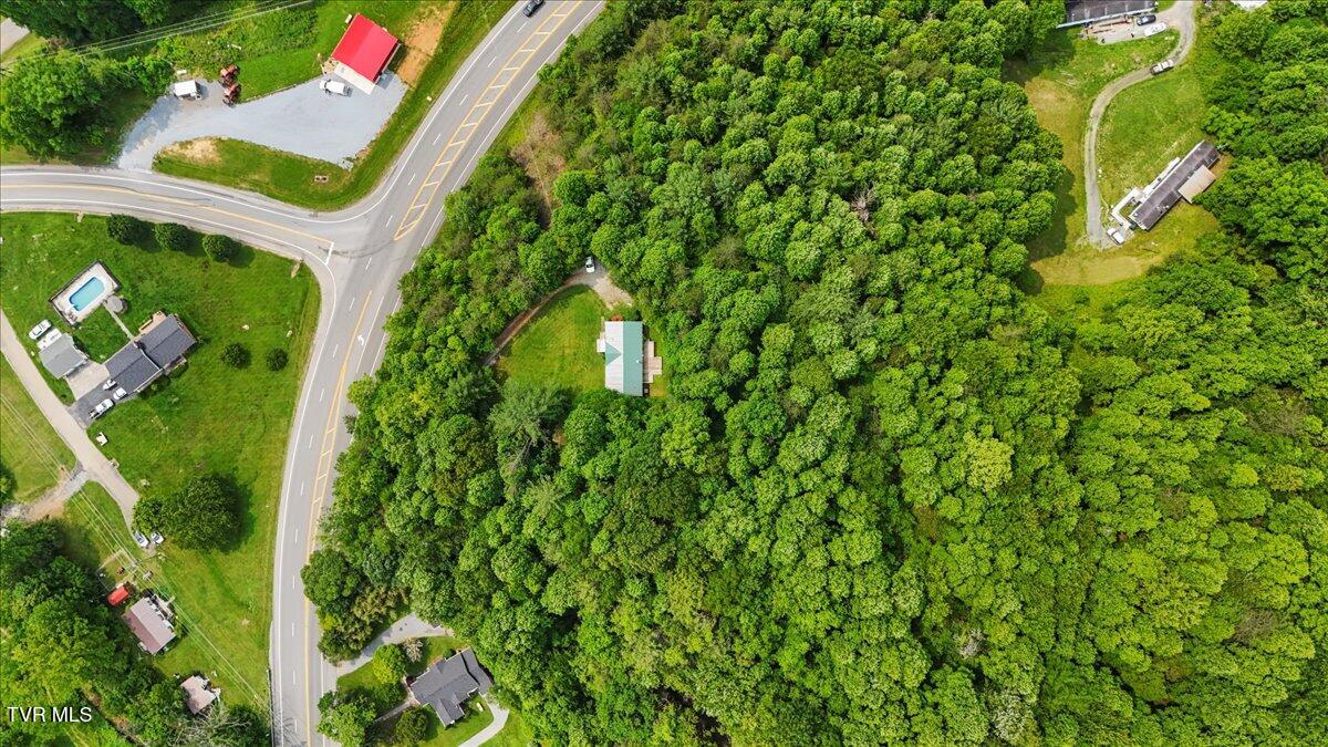 6159 Highway 19e, Hampton, Tennessee image 37