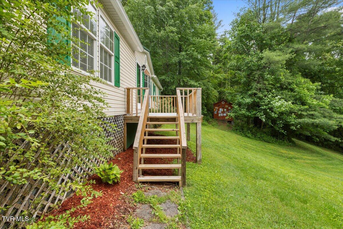 6159 Highway 19e, Hampton, Tennessee image 11