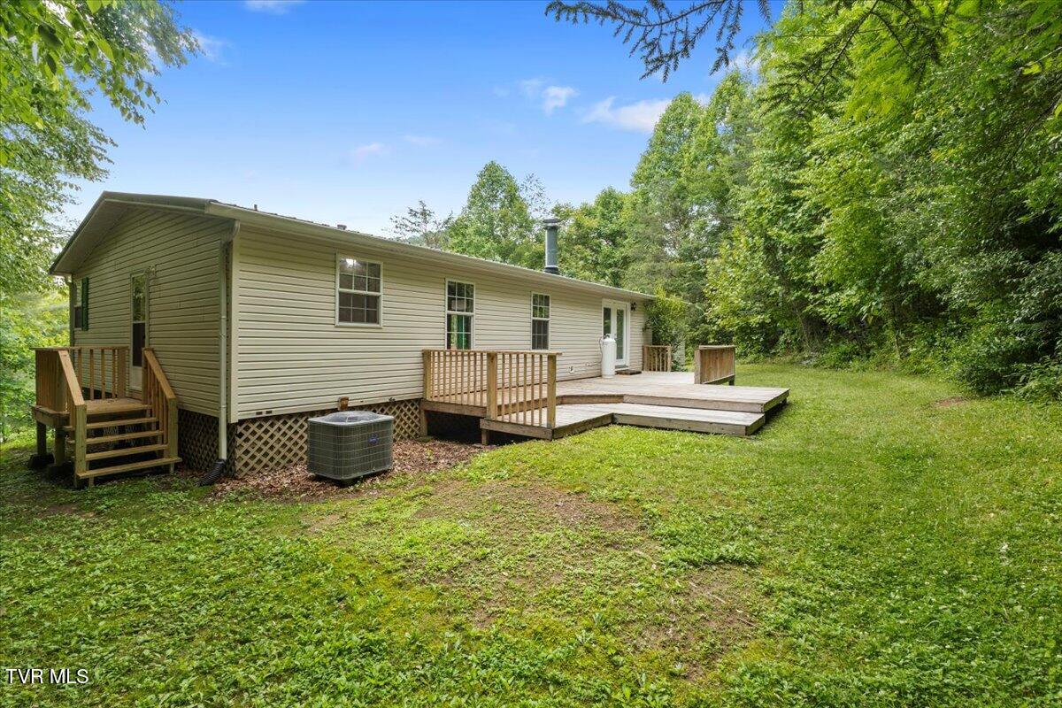 6159 Highway 19e, Hampton, Tennessee image 5
