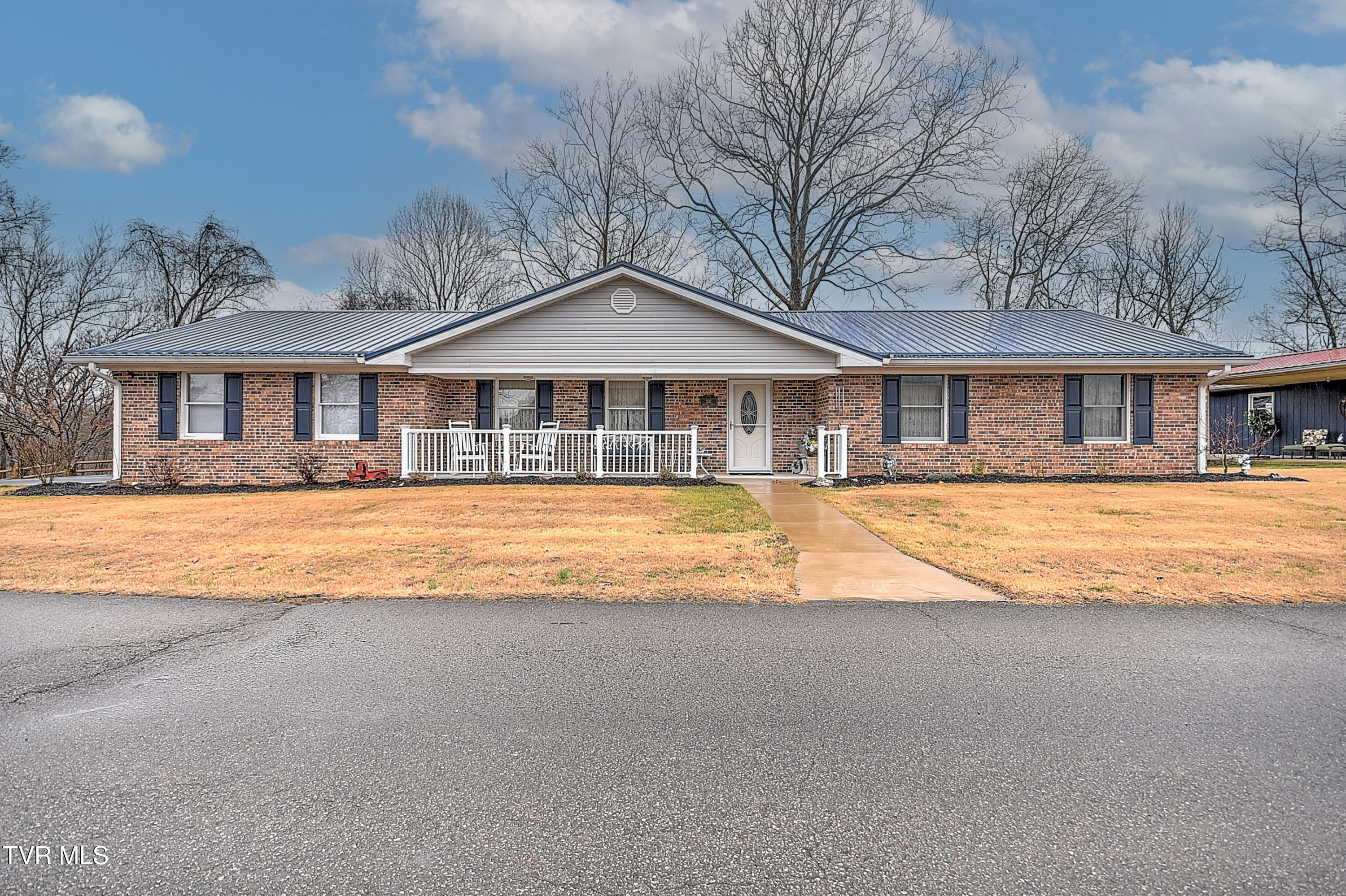 233 Skyline Drive, Gate City, Virginia image 1
