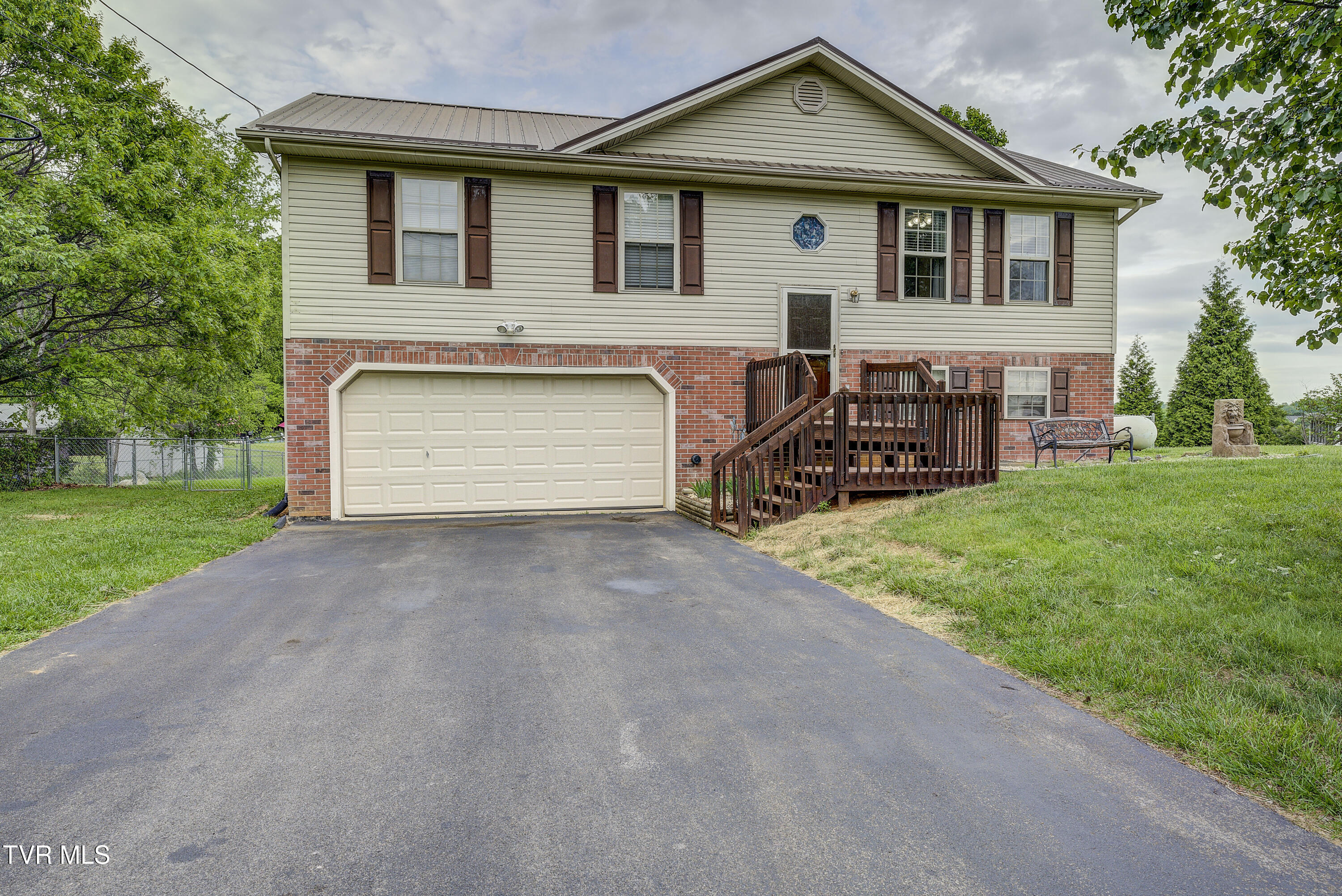 115 Maple Ridge Drive, Jonesborough, Tennessee image 4