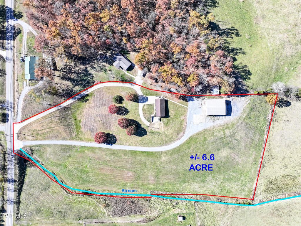 Photo of 4522 Blue Springs Parkway Pkwy, Greeneville, TN 37743 (MLS # 9988204)