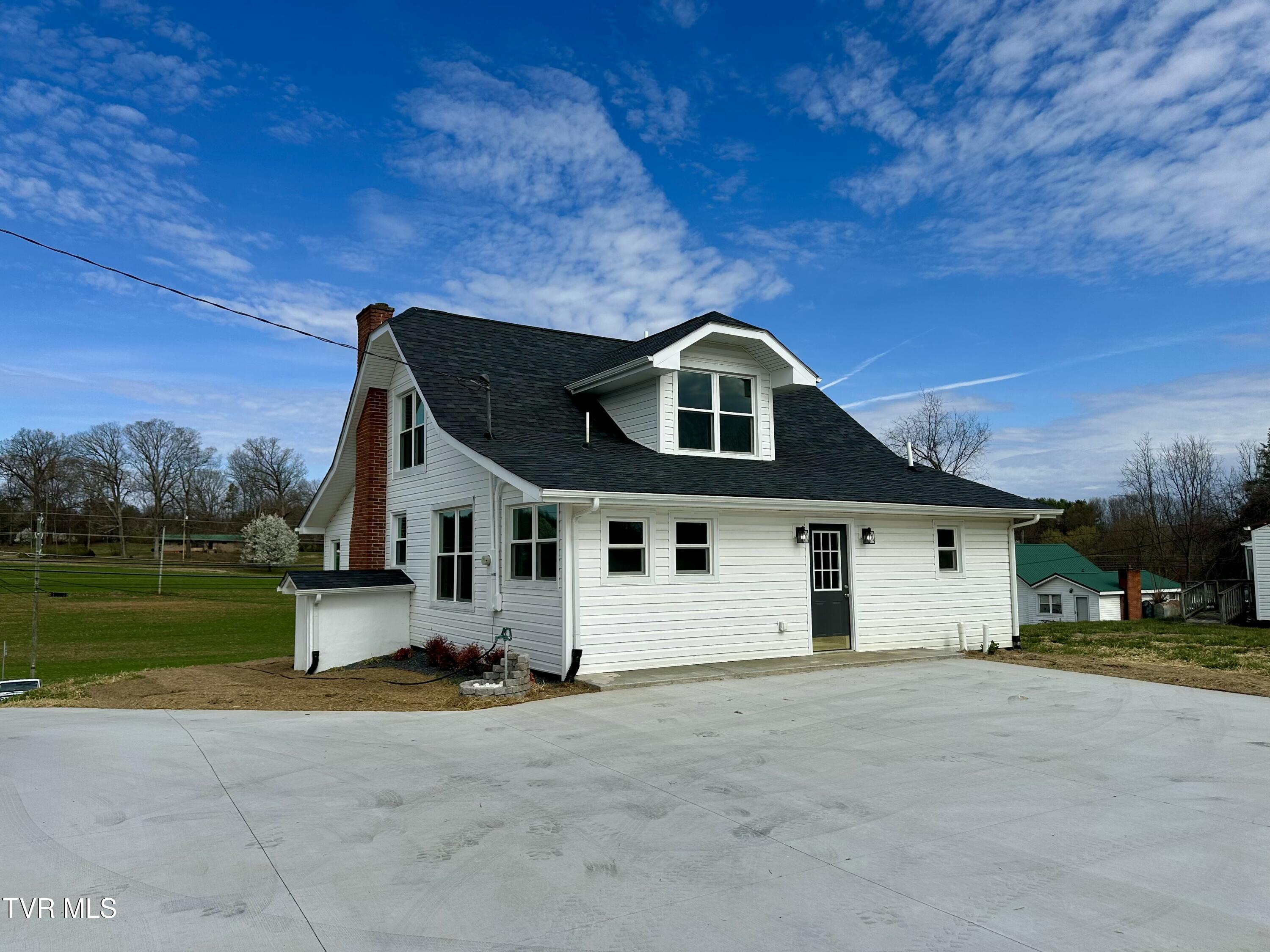 16016 Lee Highway, Bristol, Virginia image 7