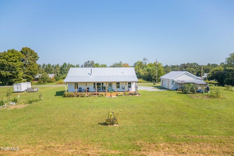 Photo of 300 Deerwood Road, Greeneville, TN 37743 (MLS # 10001328)