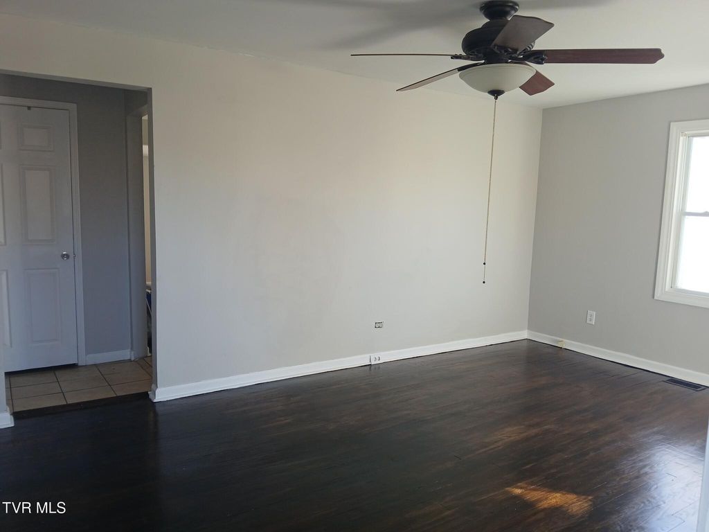 Photo of 136 Beaver Street, Bristol, VA 24201 (MLS # 9988472)