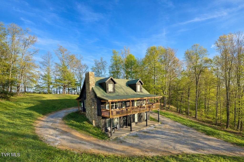 Photo of 240 Joe Pye Lane, Greeneville, TN 37743 (MLS # 9994099)