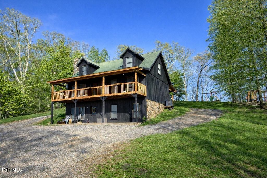 Photo of 240 Joe Pye Lane, Greeneville, TN 37743 (MLS # 9994099)