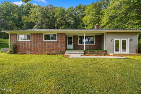 Photo of 118 Gulf Avenue, Raven, VA 24639 (MLS # 10001349)