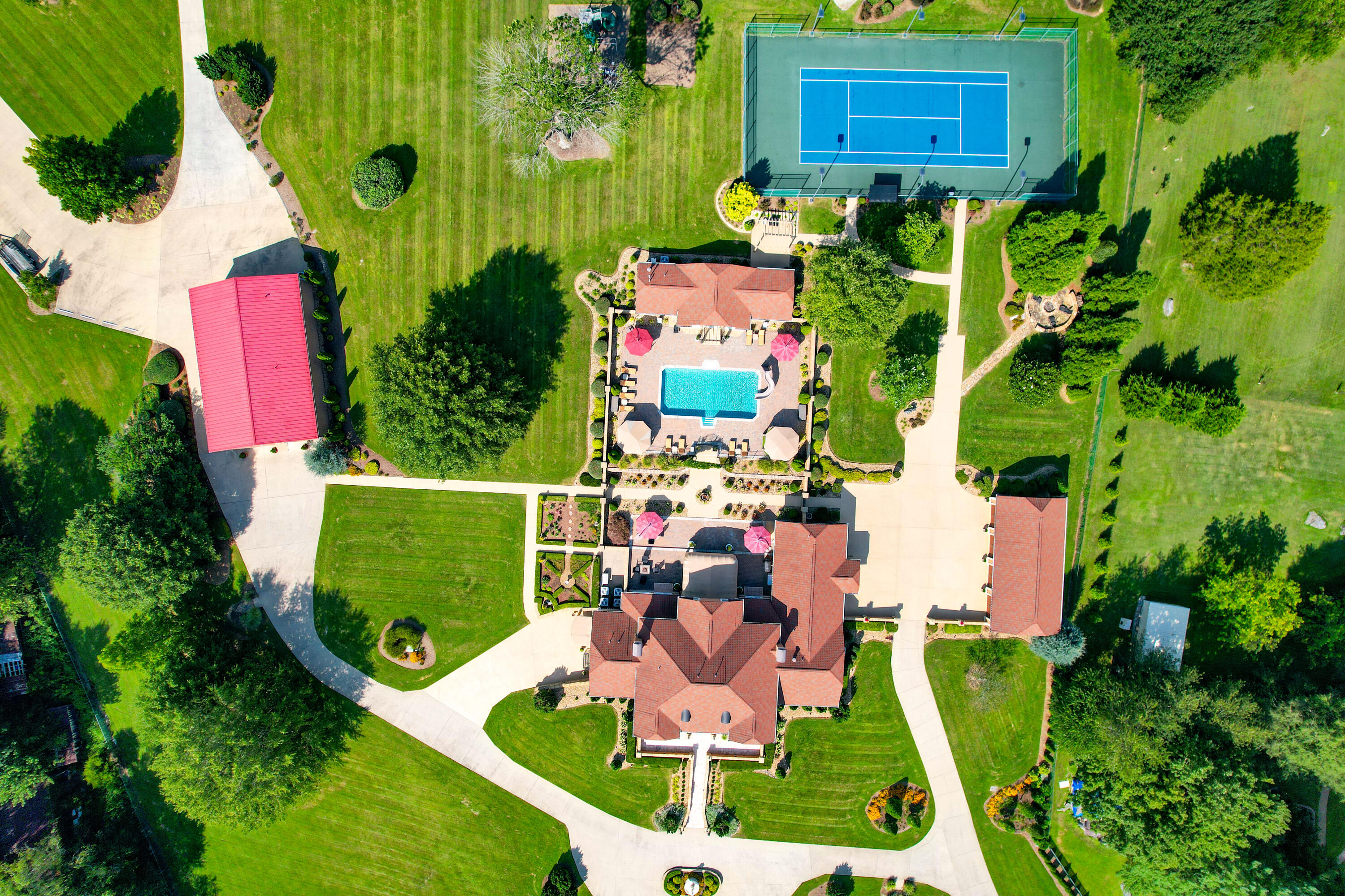 124 Cross Community Road