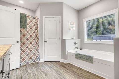 Tiny photo for 1216 Upland Avenue, Greeneville, TN 37743 (MLS # 9984335)