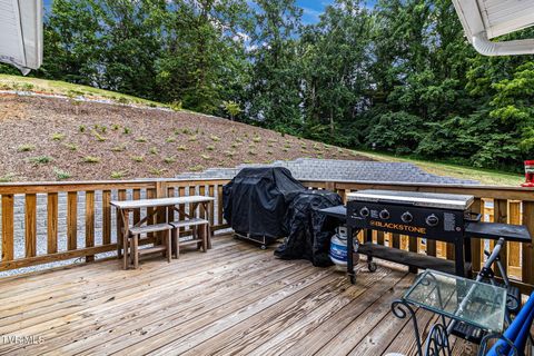 Tiny photo for 1216 Upland Avenue, Greeneville, TN 37743 (MLS # 9984335)