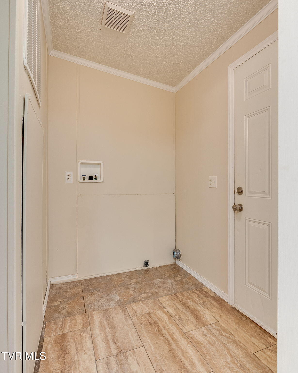 118 Berry Hill Road, Elizabethton, Tennessee image 11
