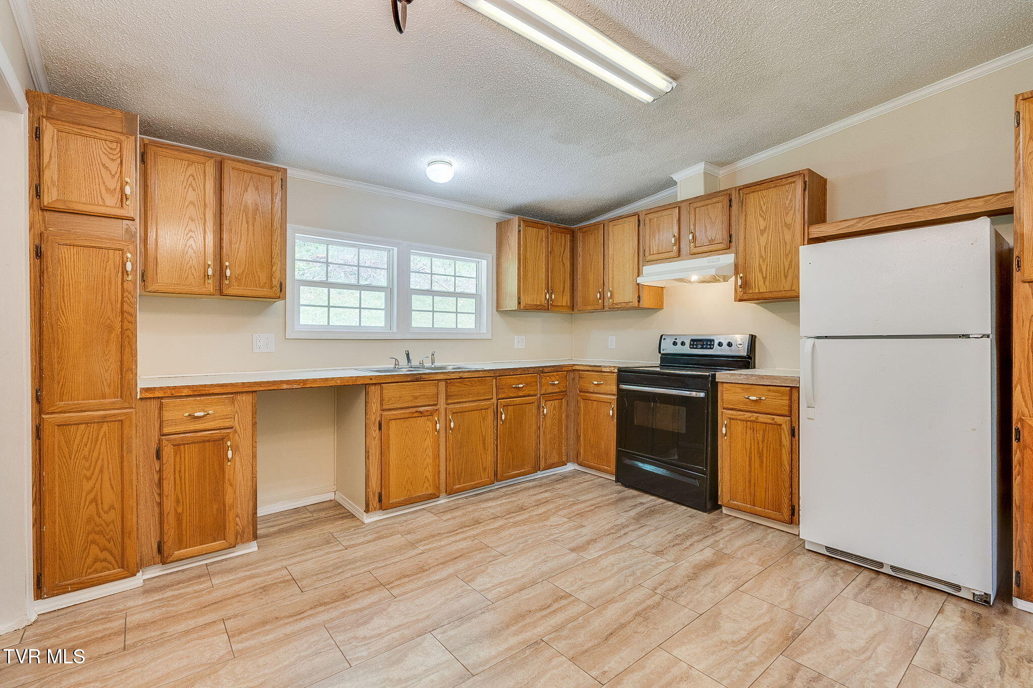 118 Berry Hill Road, Elizabethton, Tennessee image 9