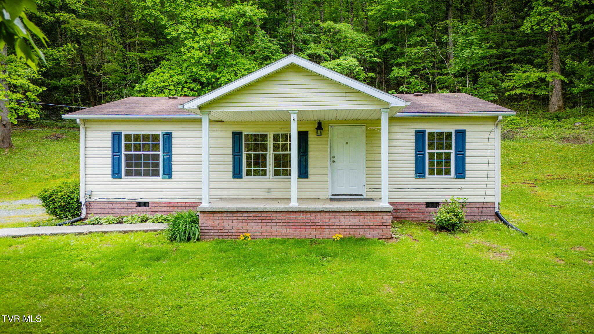 118 Berry Hill Road, Elizabethton, Tennessee image 26