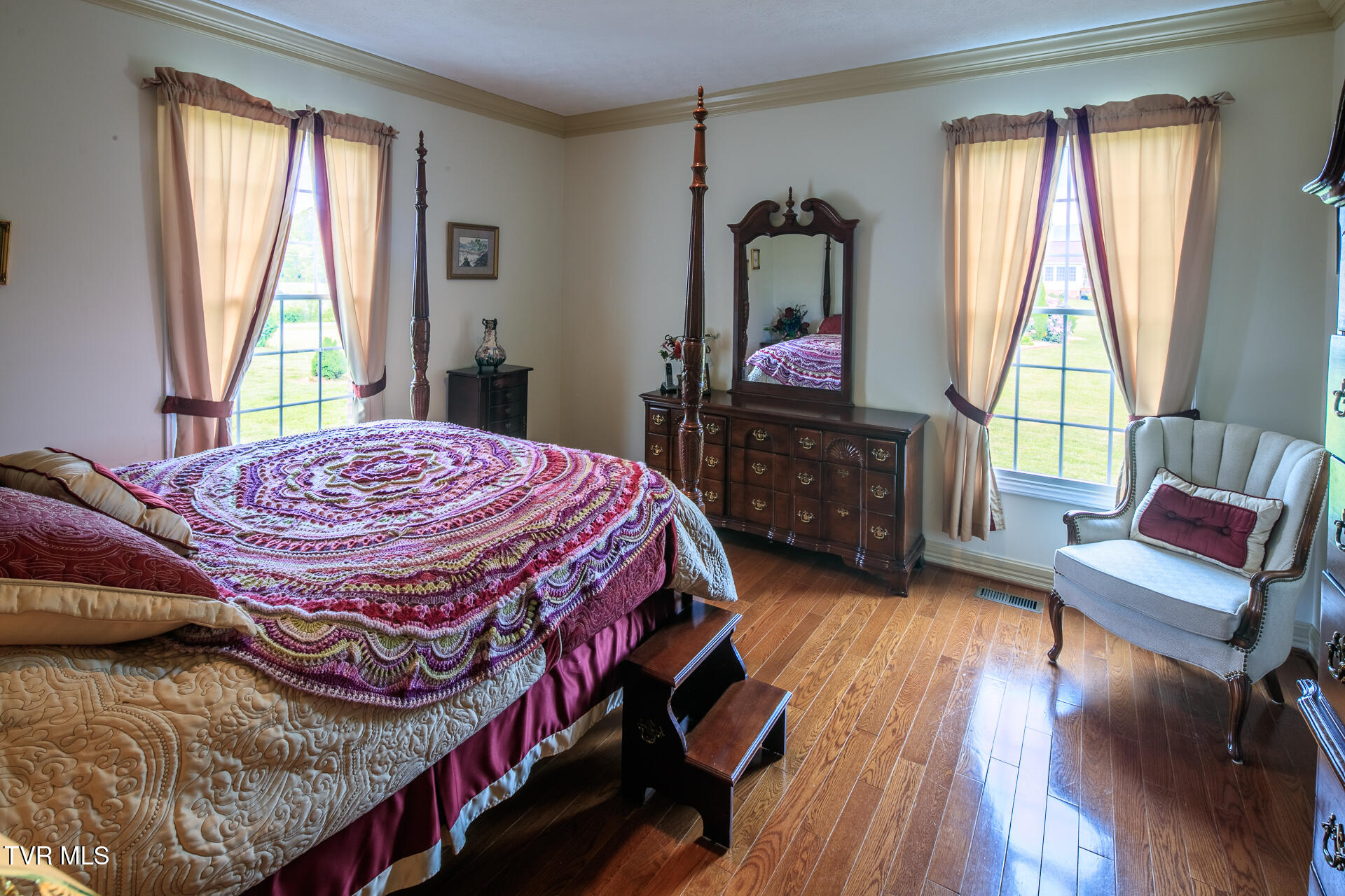 1738 Harbin Hill Road, Mountain City, Tennessee image 13