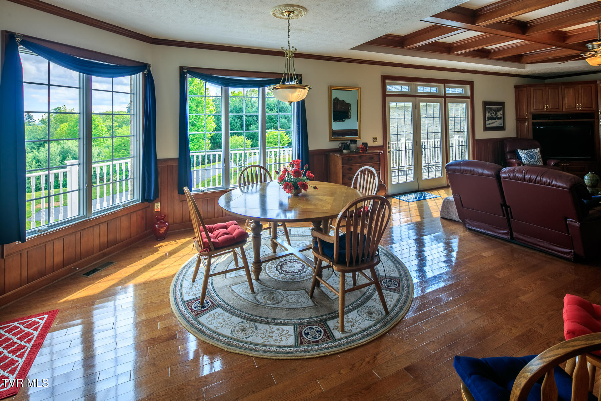 1738 Harbin Hill Road, Mountain City, Tennessee image 8