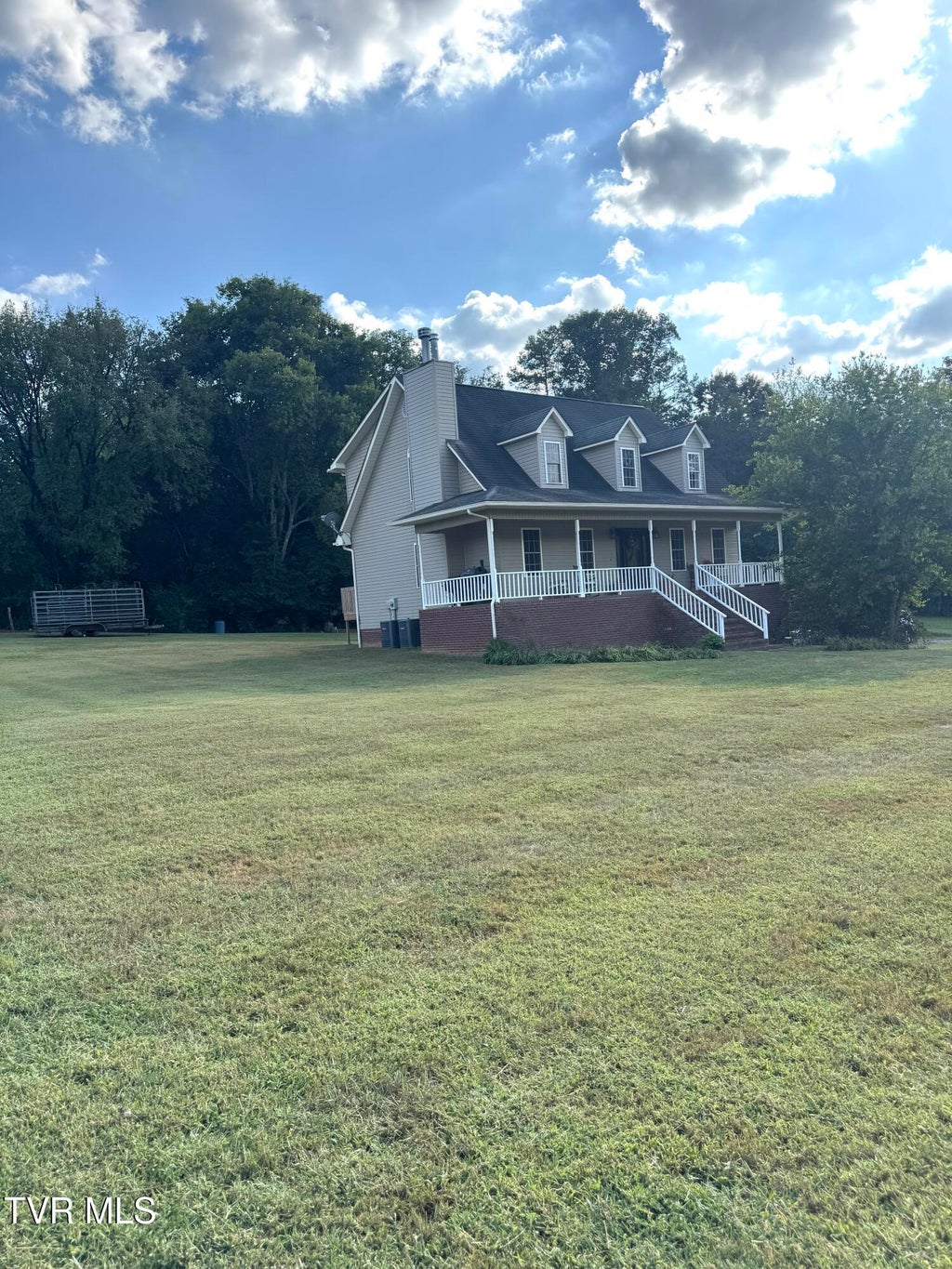 Photo of 523 Meadowview Way, New Market, TN 37820 (MLS # 10000812)