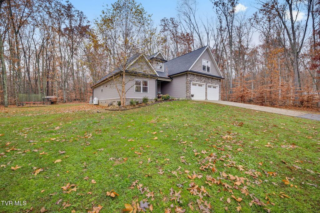 Photo of 262 Allenwood Drive, Surgoinsville, TN 37873 (MLS # 9988664)