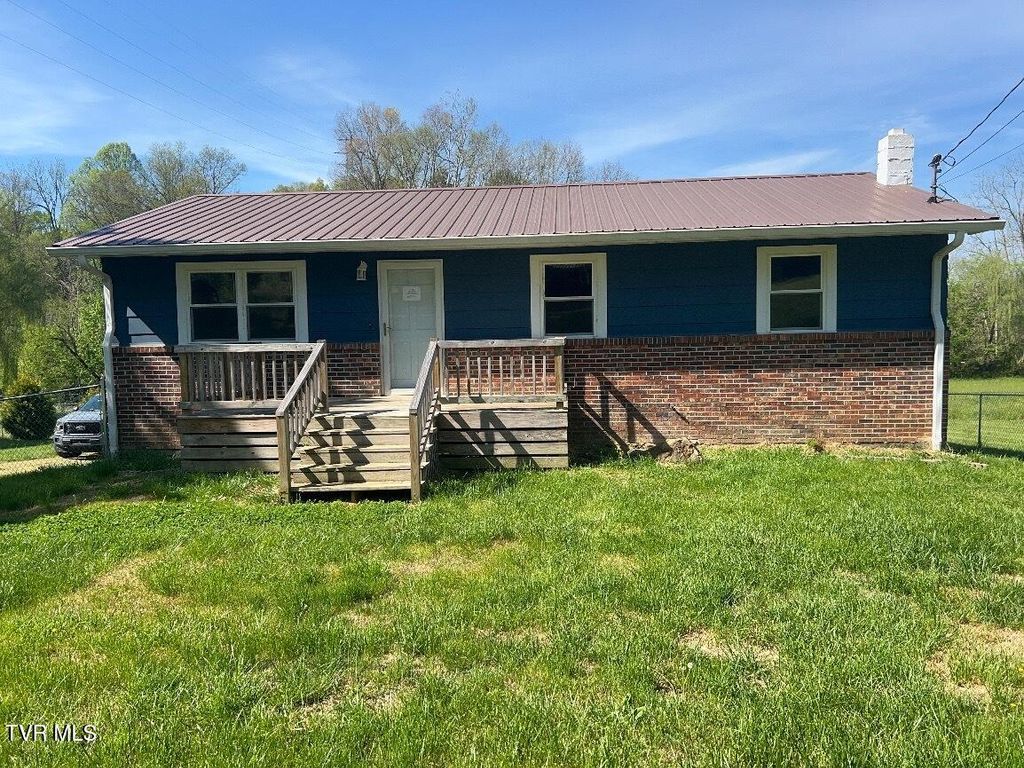 Photo of 965 Roaring Fork Road, Greeneville, TN 37745 (MLS # 9994590)