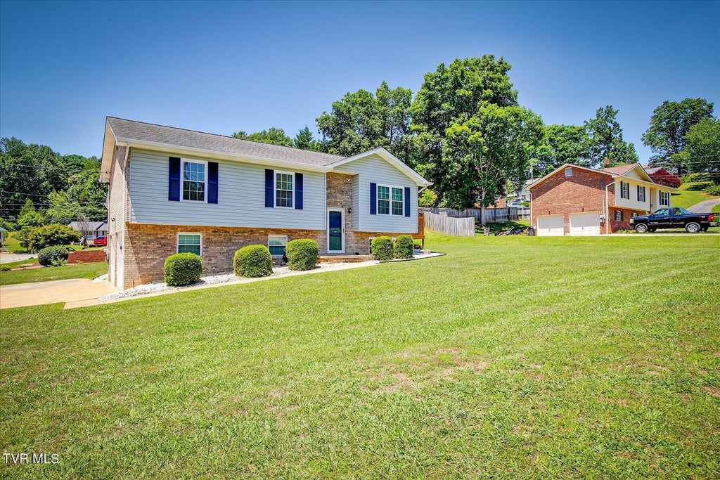 Photo of 325 Heather Lane, Church Hill, TN 37642 (MLS # 9996393)