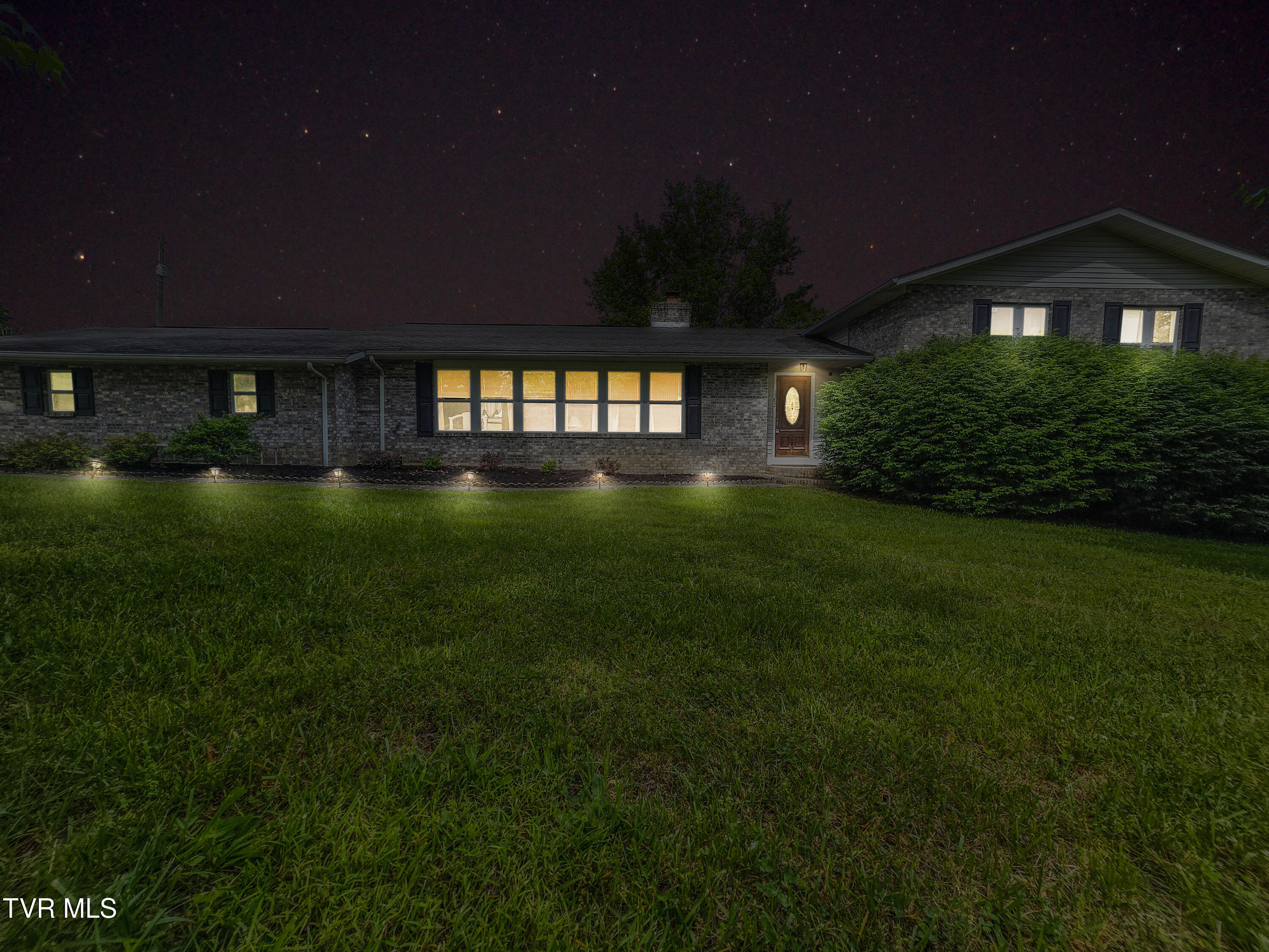 1382 Elijah Martin Road, Whitesburg, Tennessee image 6