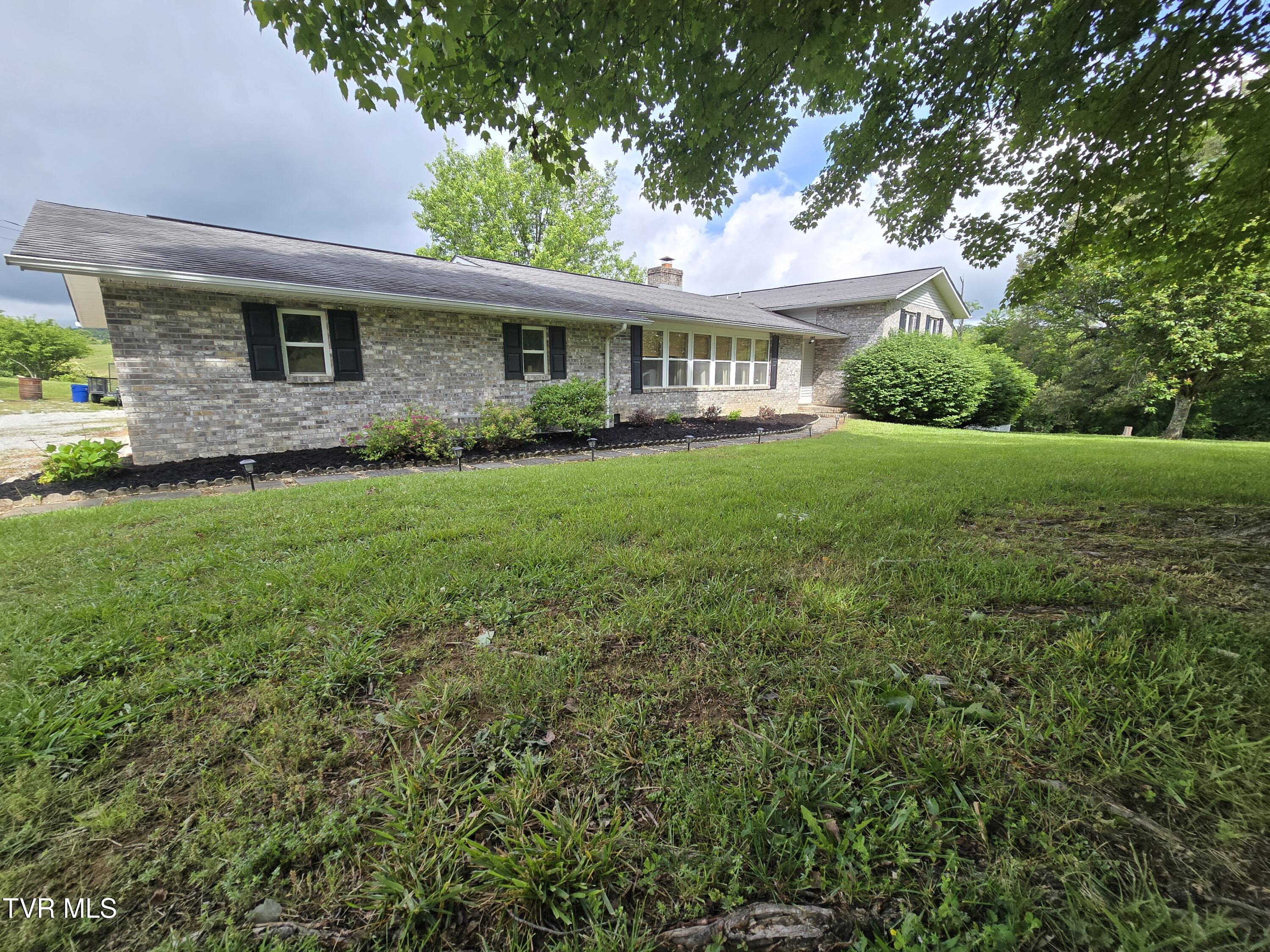 1382 Elijah Martin Road, Whitesburg, Tennessee image 31