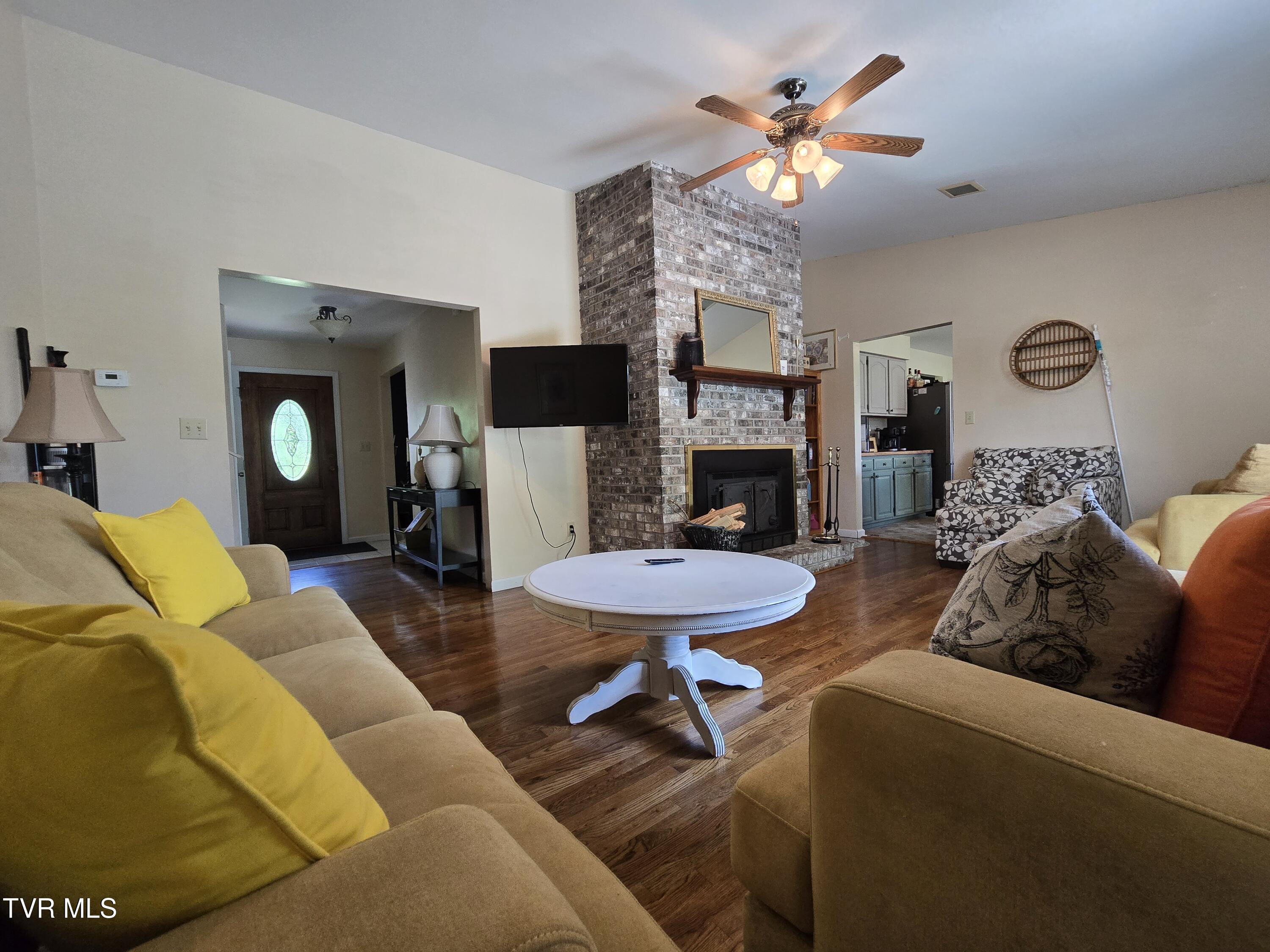 1382 Elijah Martin Road, Whitesburg, Tennessee image 17