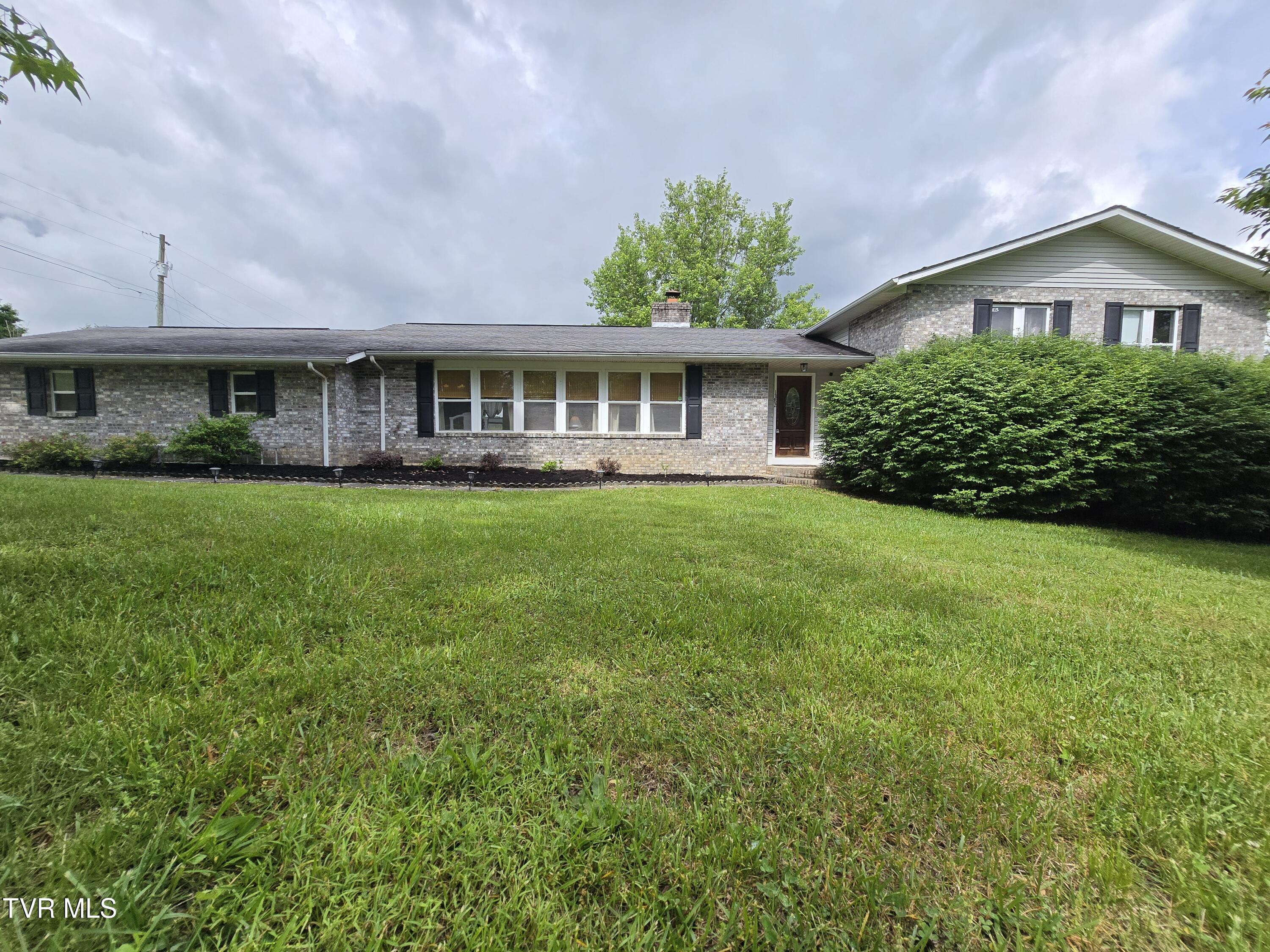 1382 Elijah Martin Road, Whitesburg, Tennessee image 1