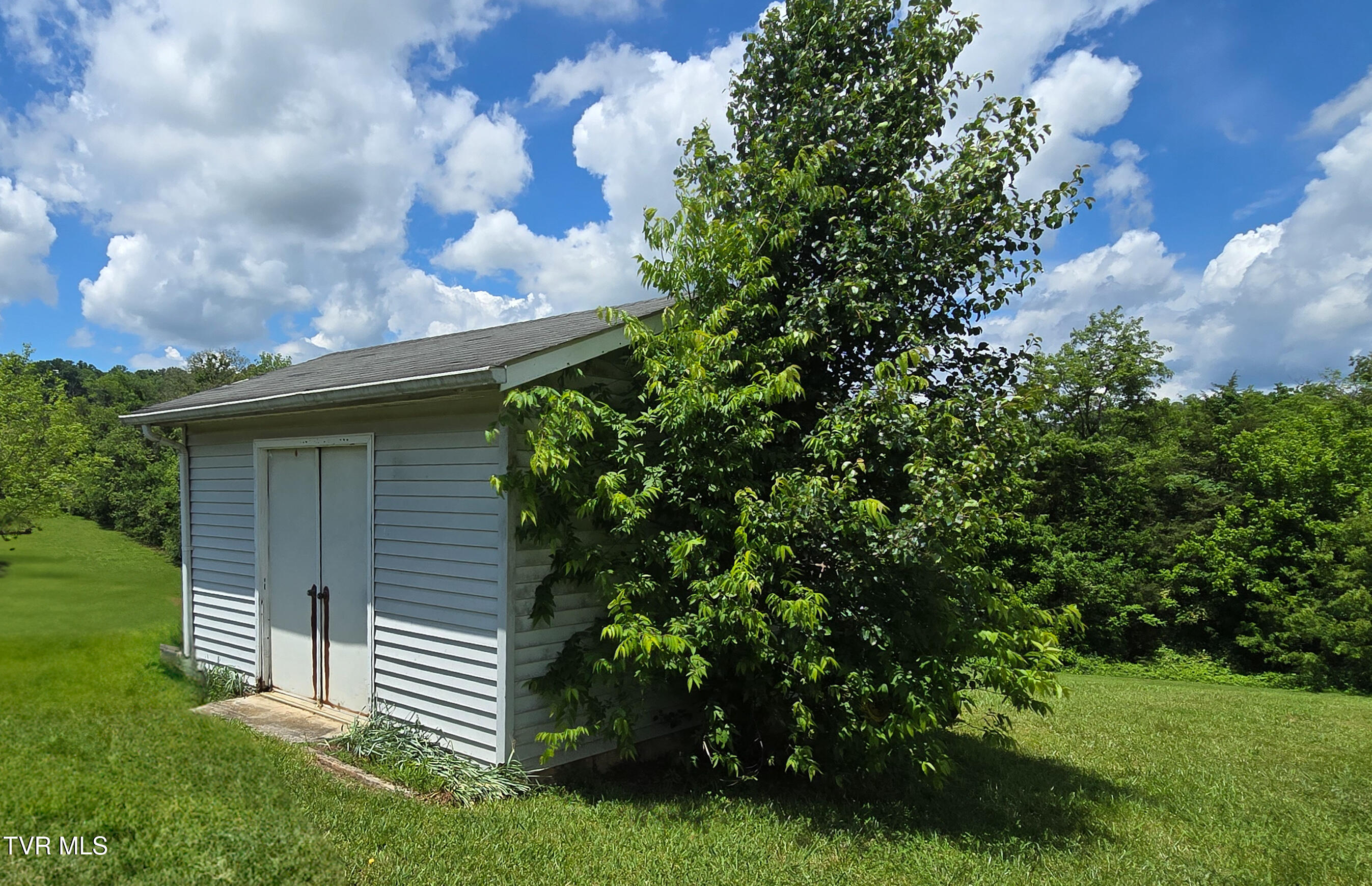 1382 Elijah Martin Road, Whitesburg, Tennessee image 36