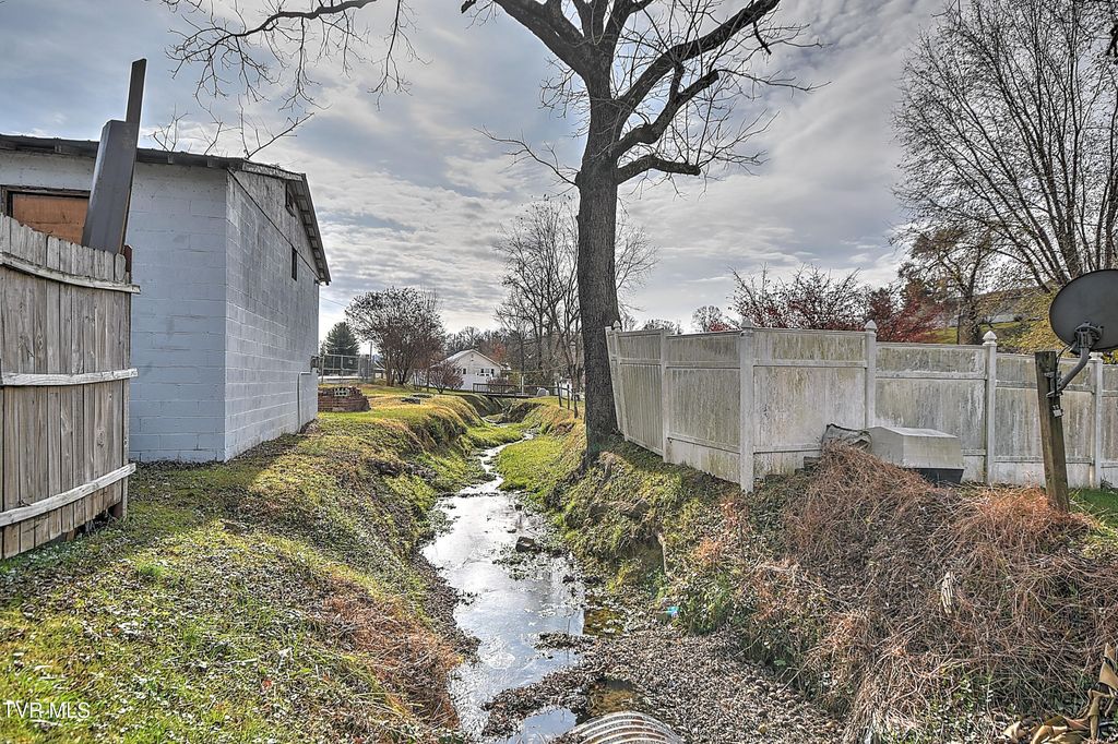 Photo of 225 Old Beason Well Road, Kingsport, TN 37660 (MLS # 9988503)